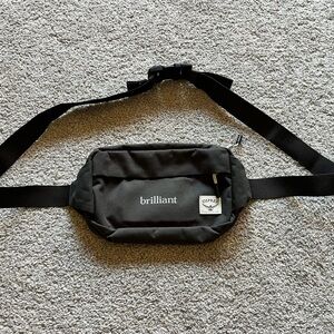 New Osprey Arcane Waist Pack -Black- Logo "Brilliant" Crossbody Bag Fanny